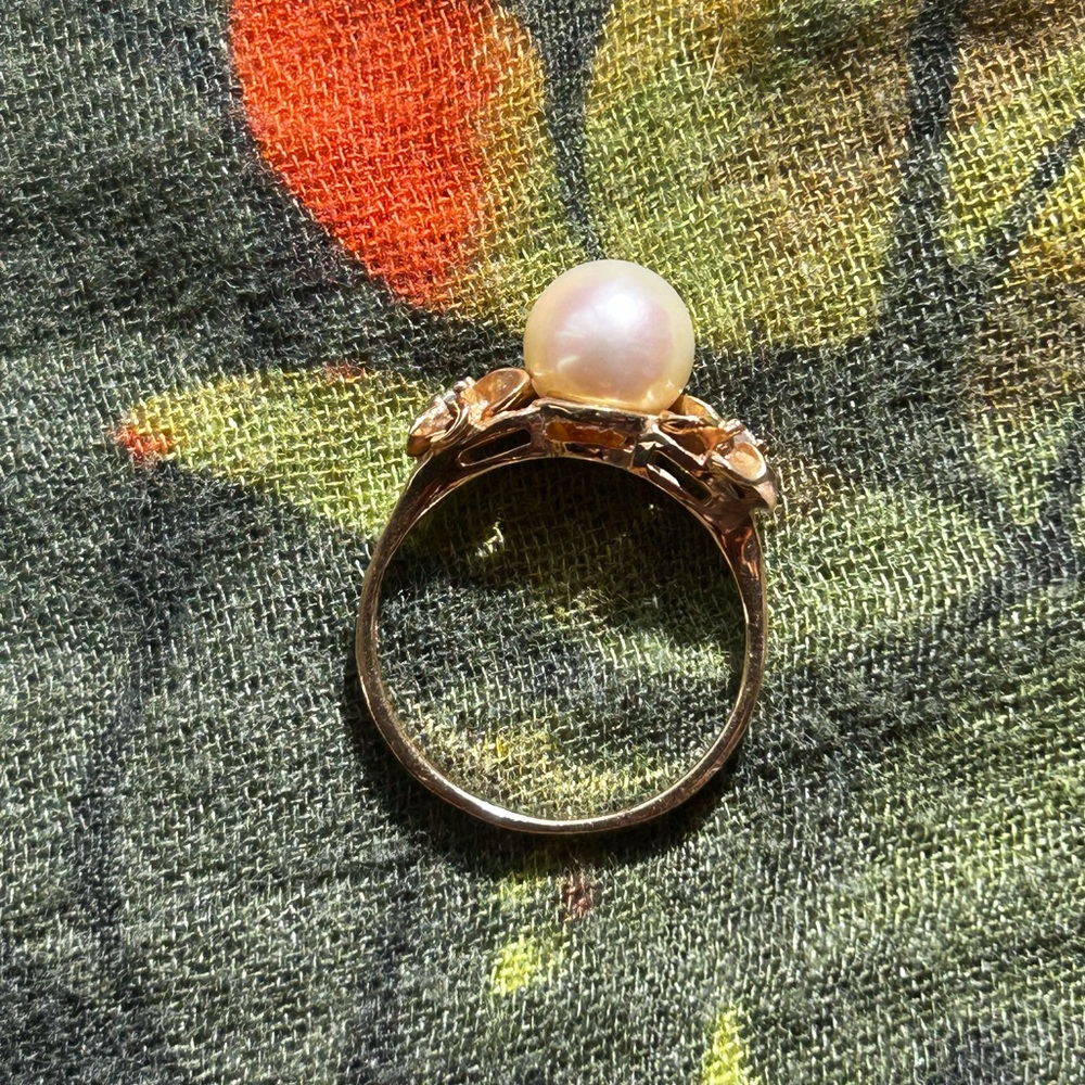 14k diamond Plumeria🌺 Ring with Pearl and diamonds - Picture 3 of 6